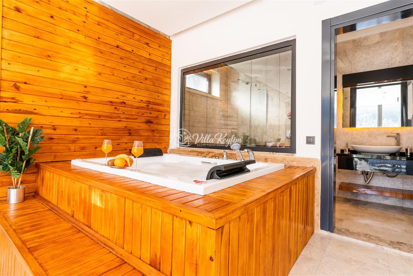 Villa Vip — 60