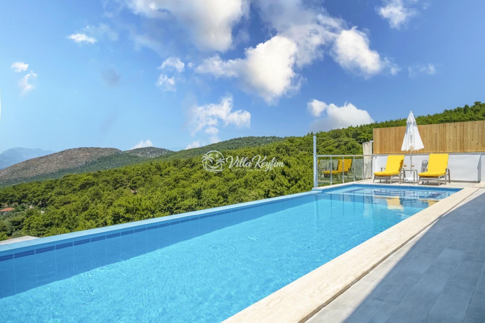 Villa Pandora — 3