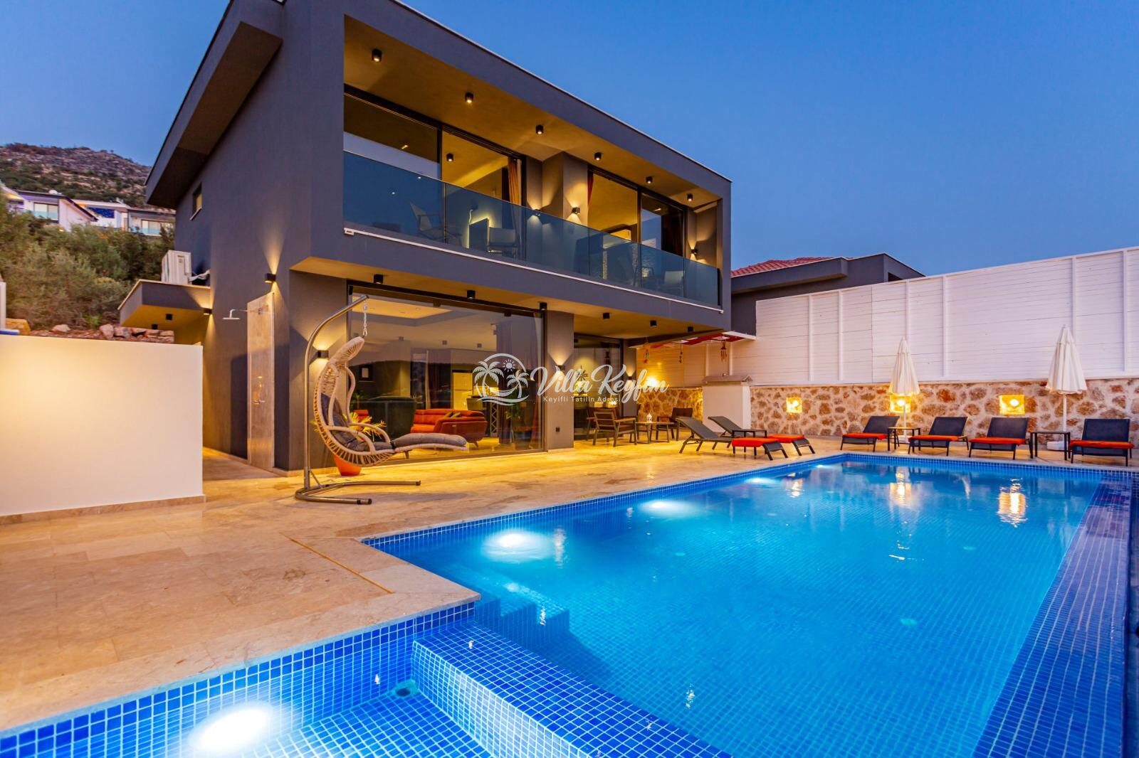 Villa Likya Black — 3