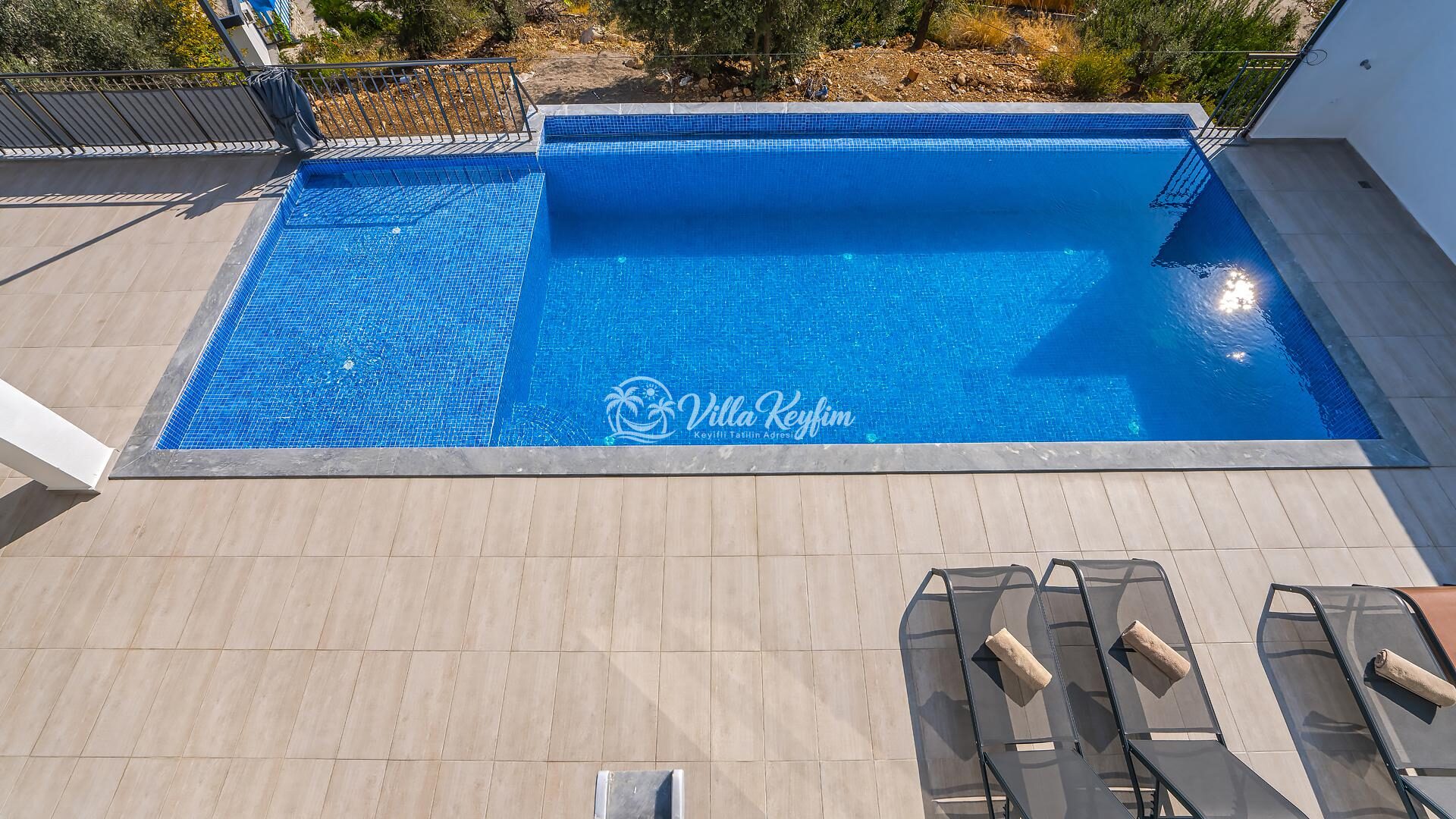 Villa Bozo 2 — 35