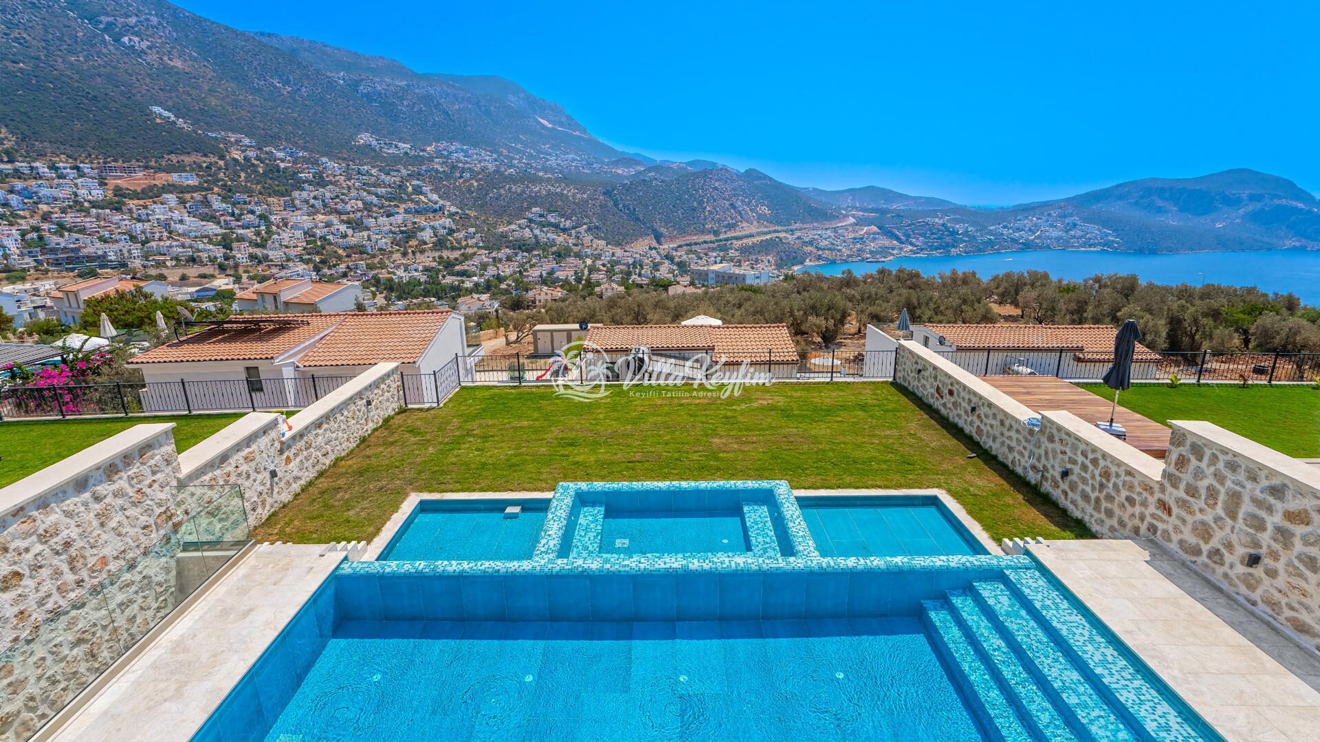 Villa Lion — 43