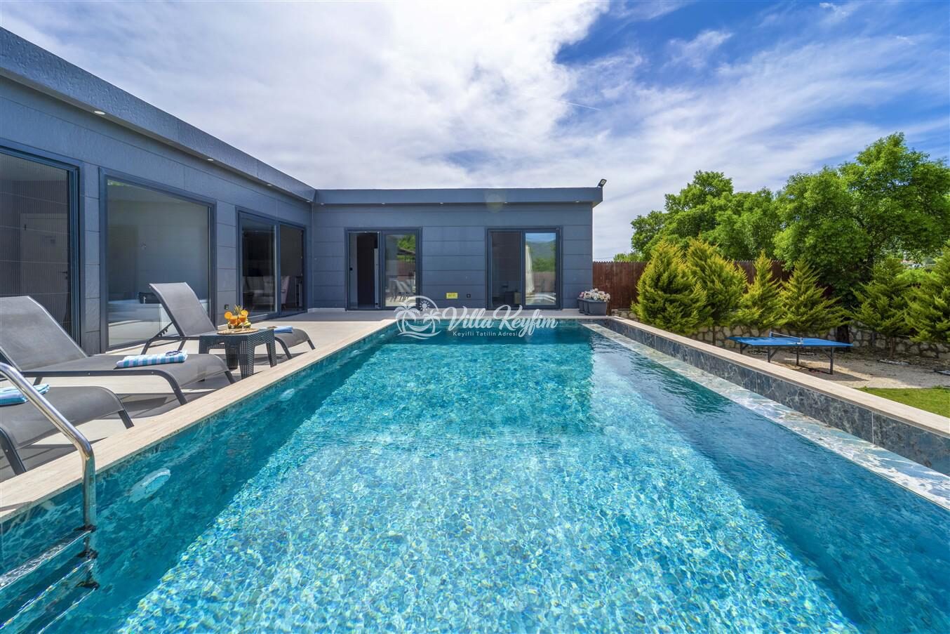 Villa Zemra — 18