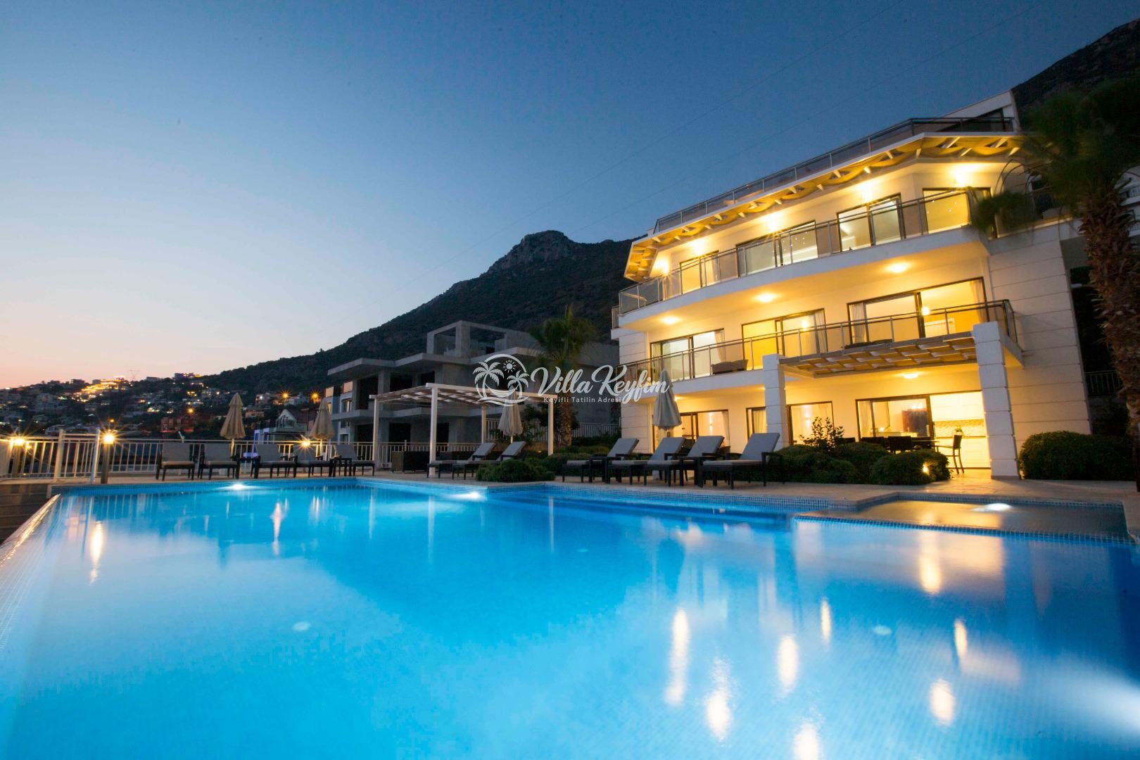 Villa Falcon Lodge — 22