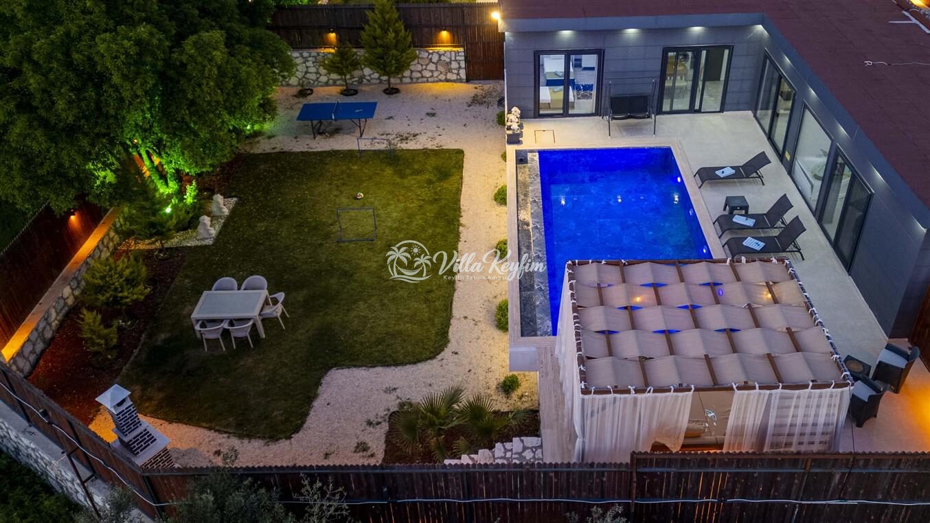 Villa Loçka — 15