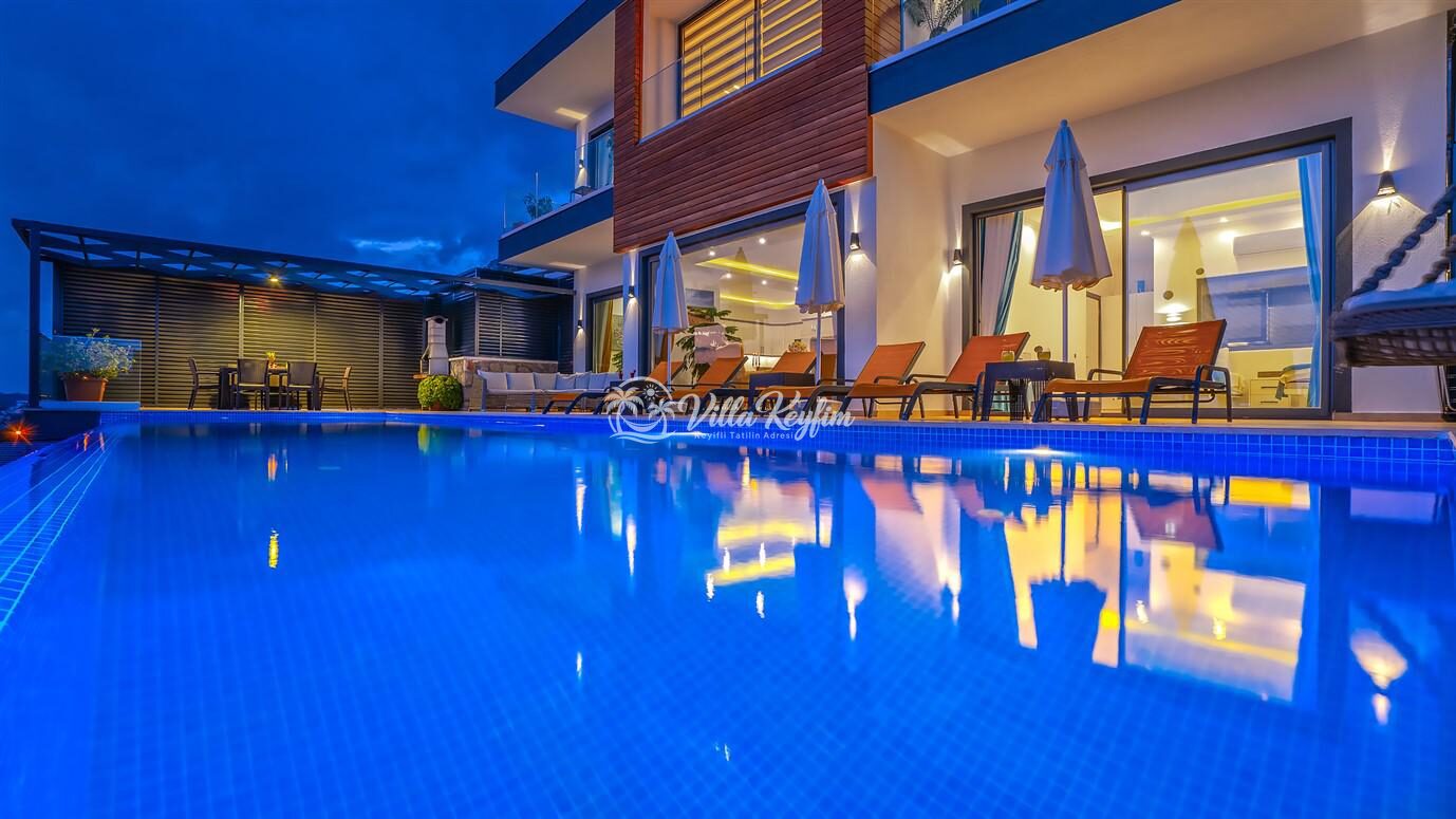 Villa Royal — 3