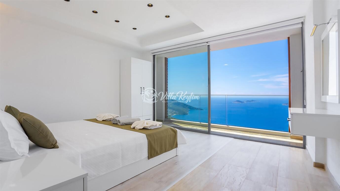 Villa Royal — 48
