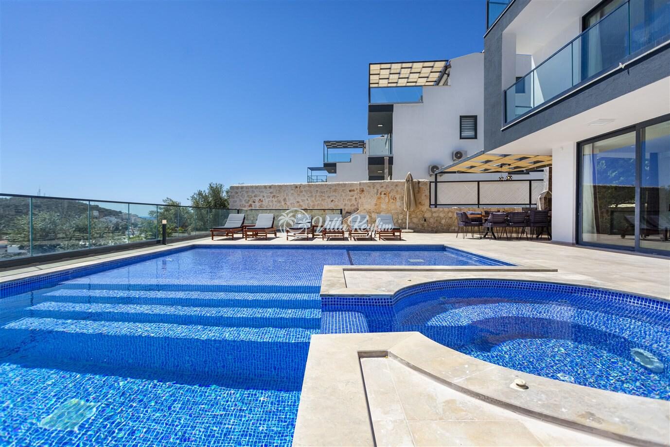 Villa Tigra — 25