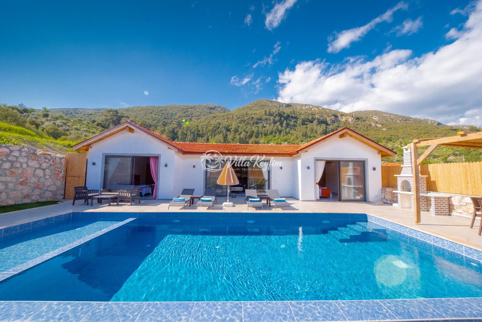 Villa Dessa — 1