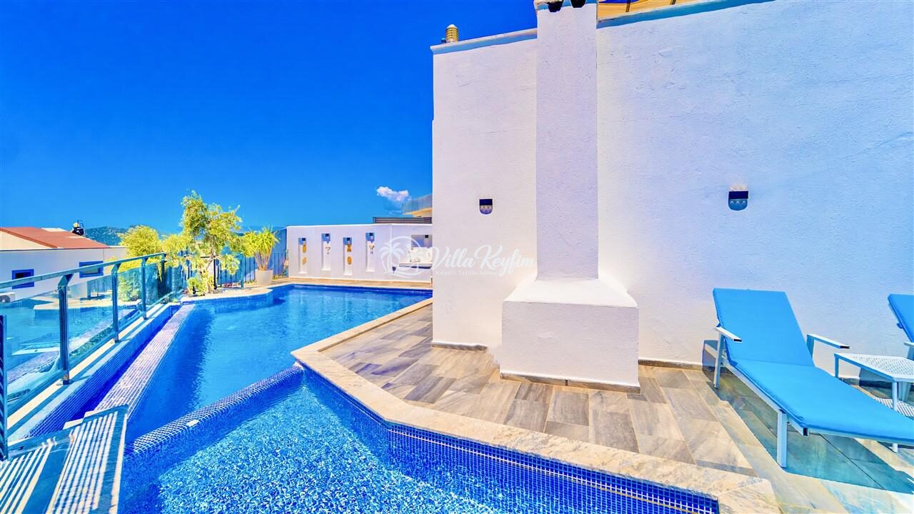 Villa Charm — 19