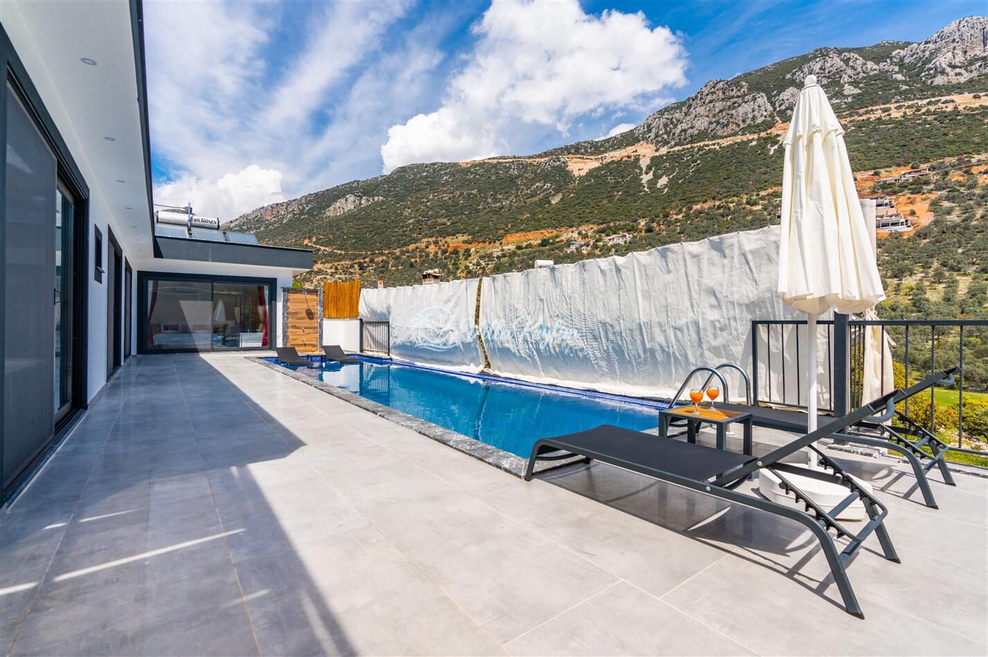 Villa Mister — 21