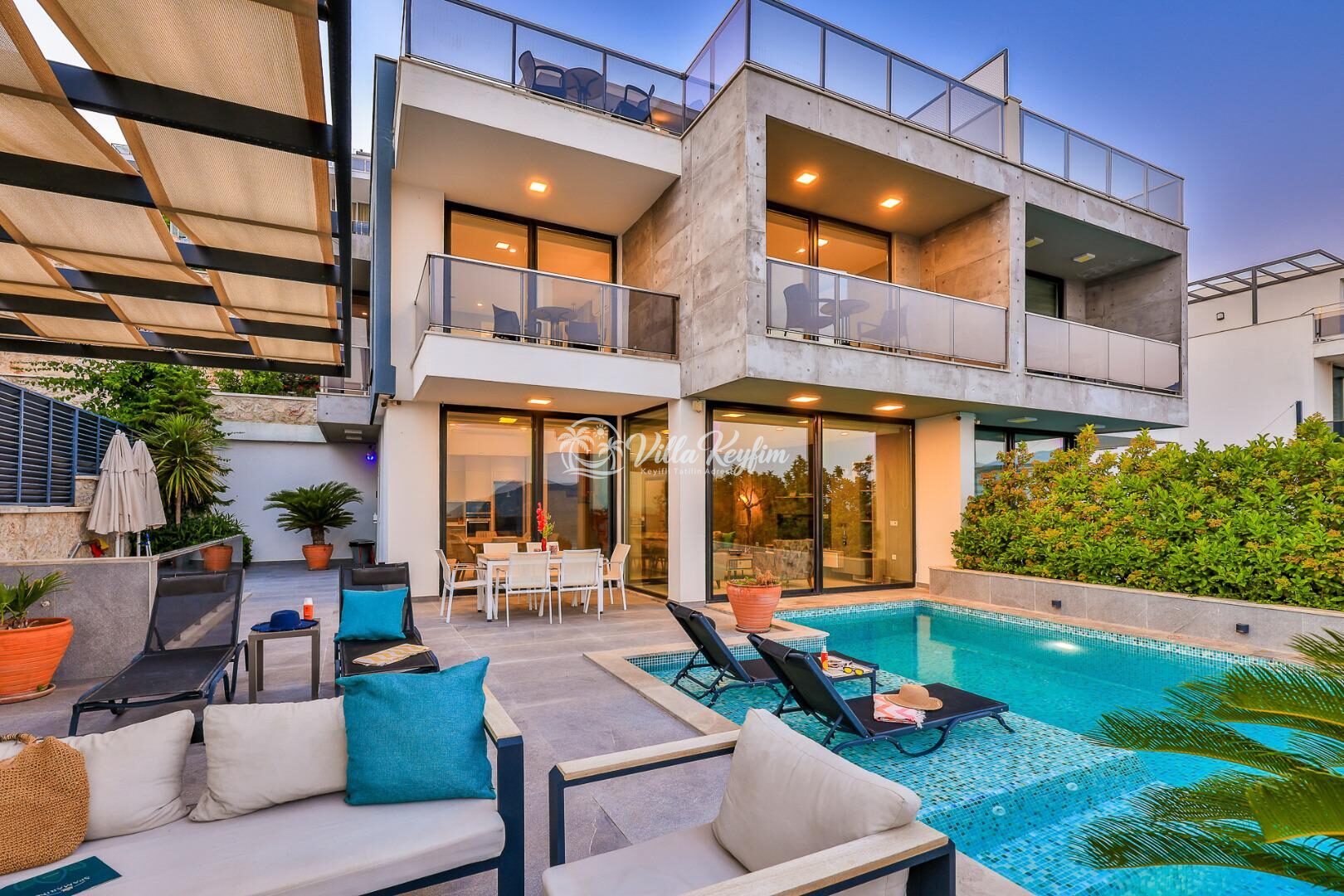 Villa Hecky Extra — 1