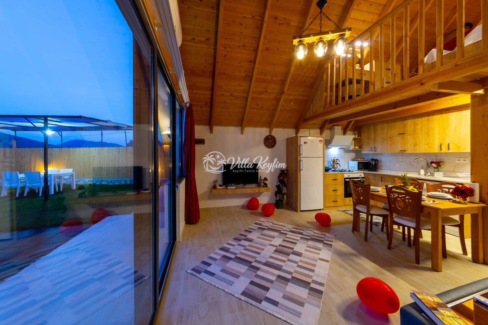 Villa Mentes — 12