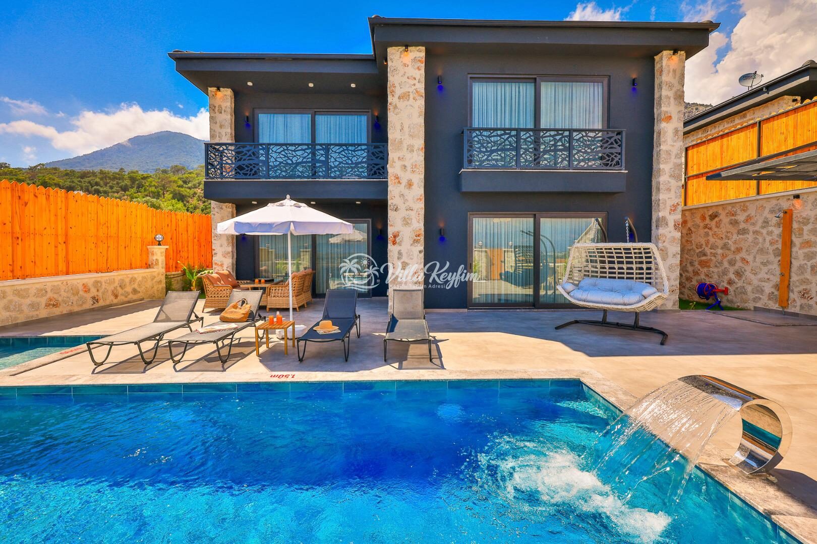 Villa Sandak 4 — 3