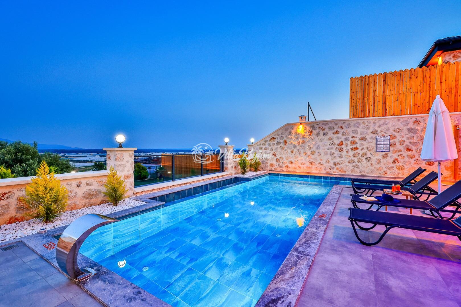 Villa Sandak 4 — 13
