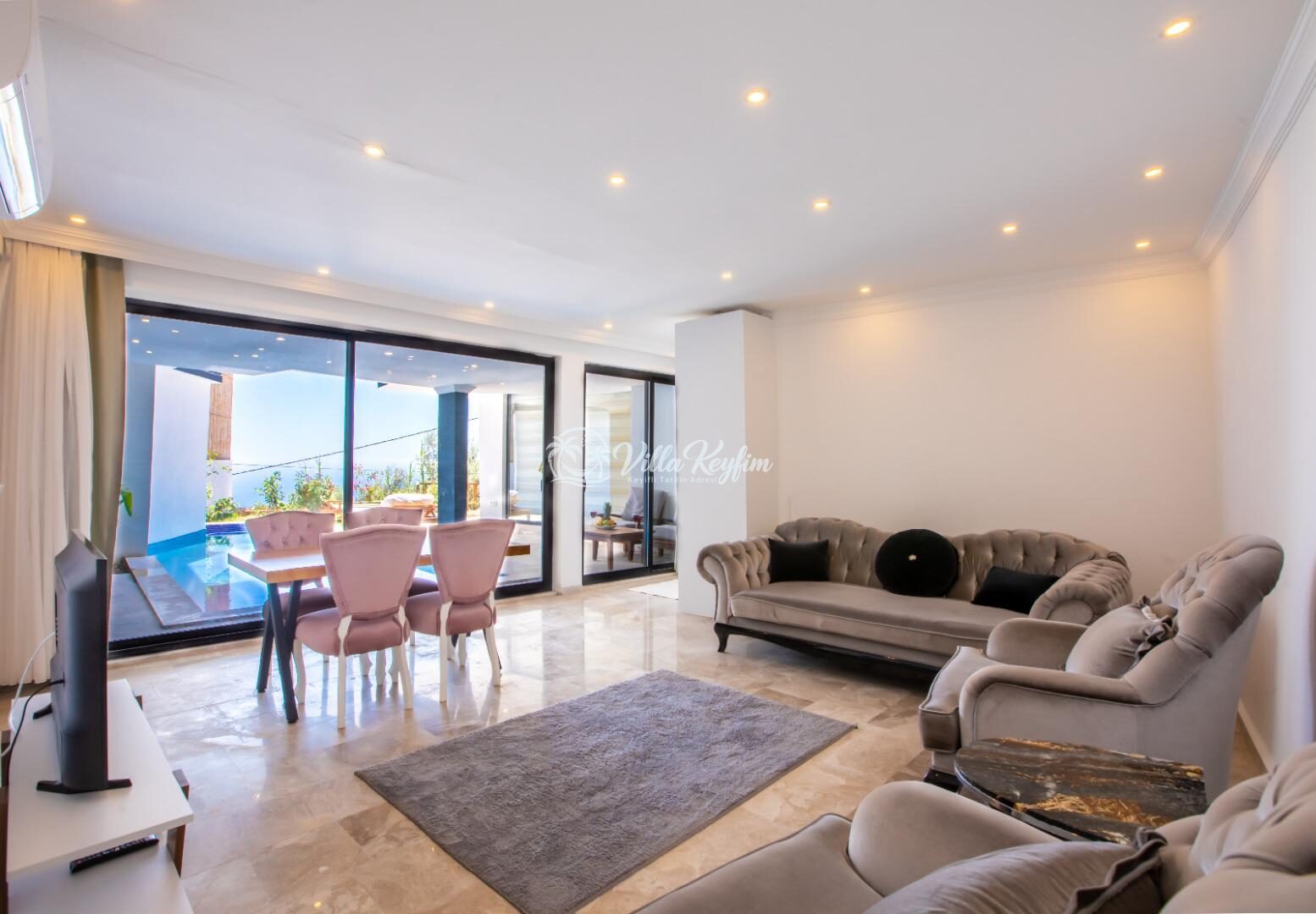 Villa Roze — 14
