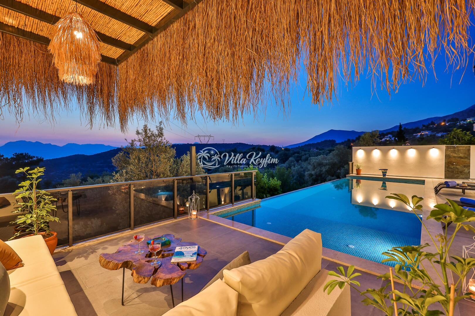 Villa Fi Manor — 8