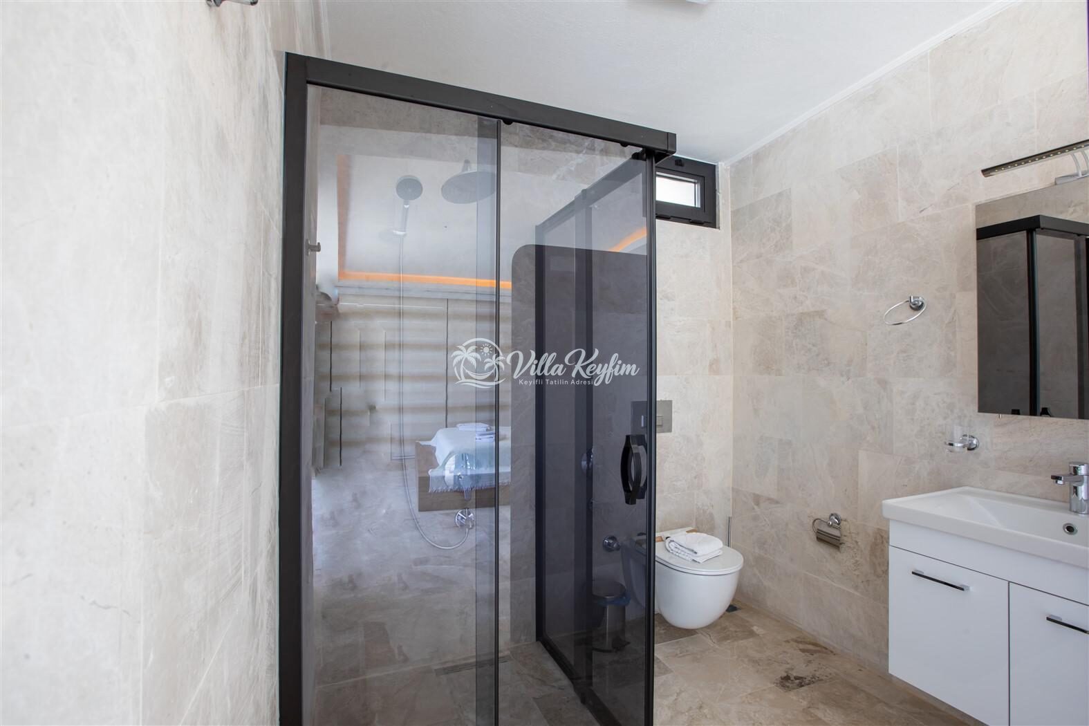 Villa Roze — 36