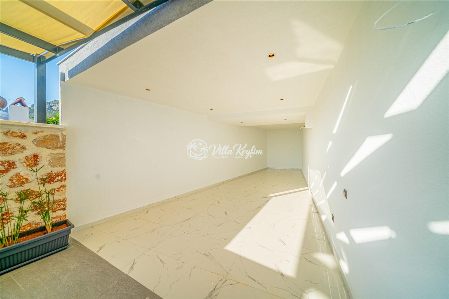 Villa Grey Falcon — 34