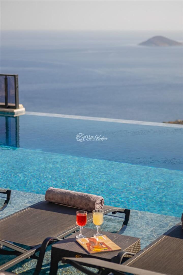 Villa Royal Falcon — 37