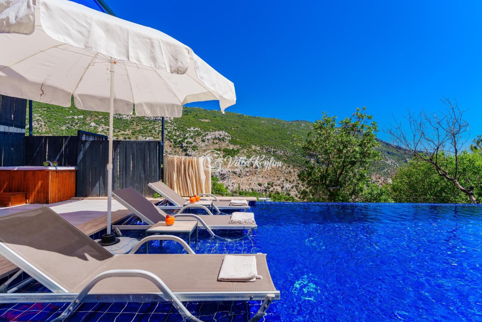 Villa Emek — 22