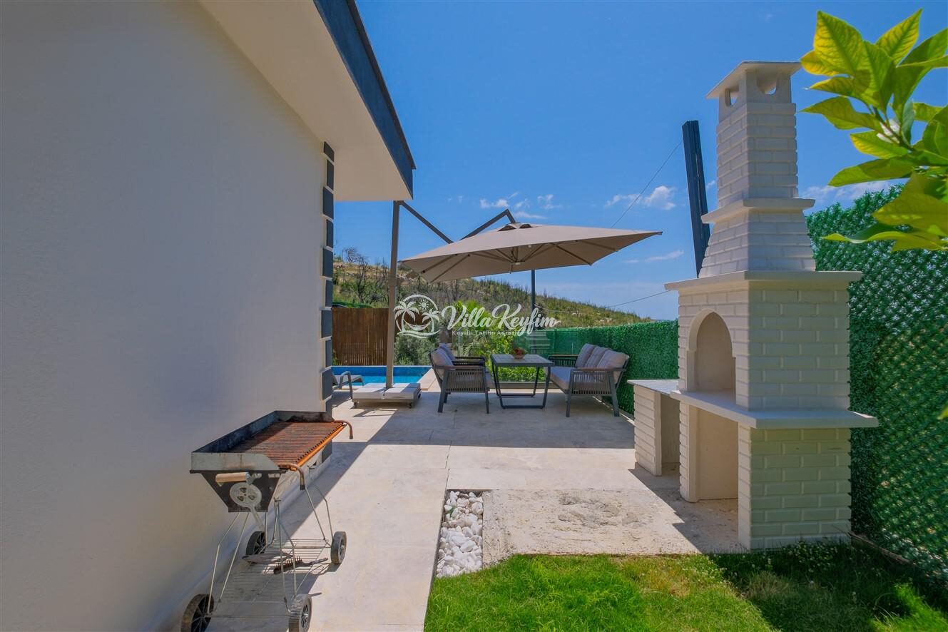 Villa Mira Trio 2 — 18