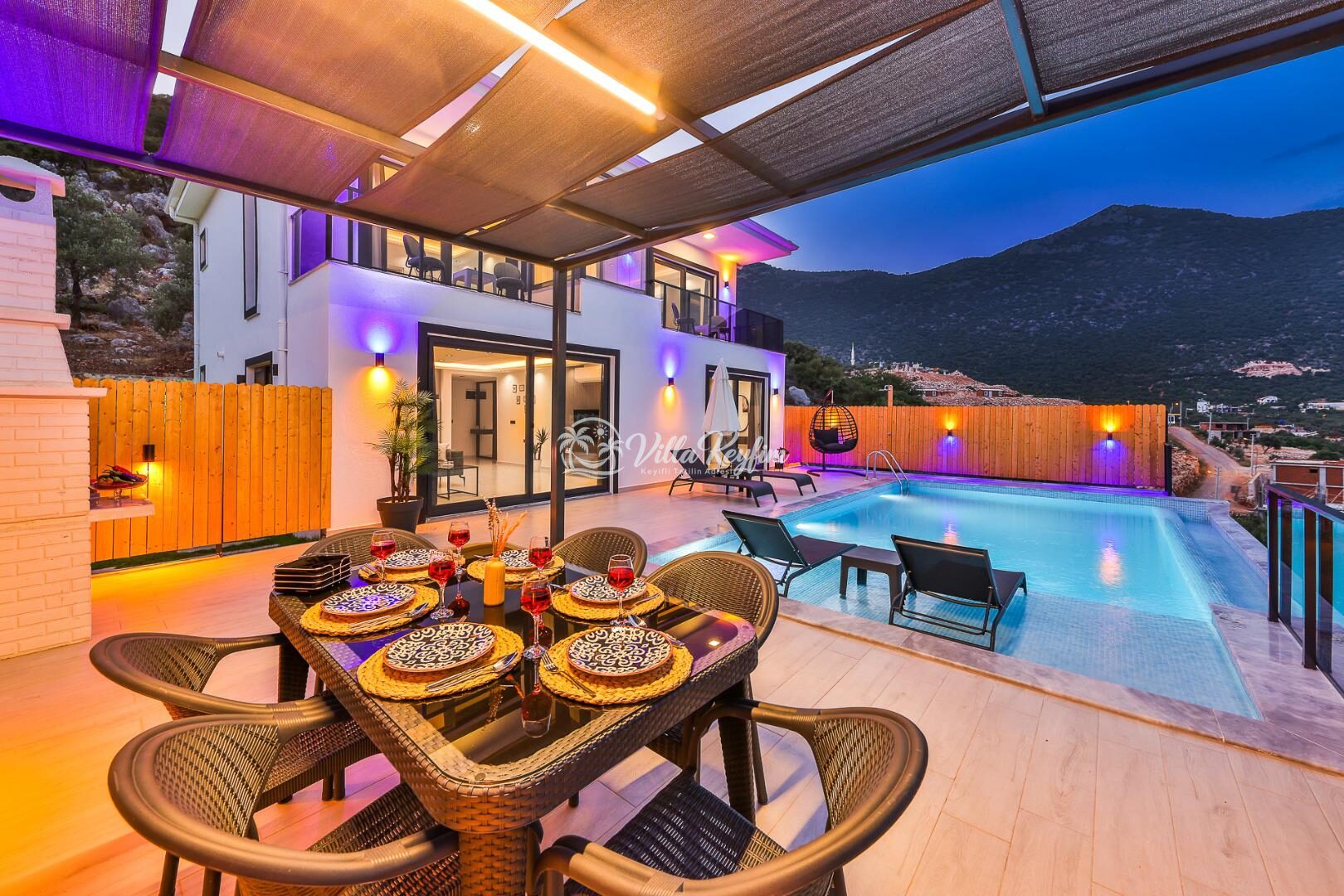 Villa Simurg — 13