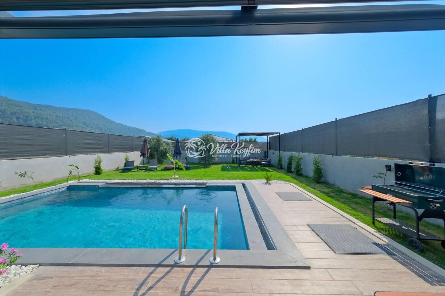 Villa Arel House — 10