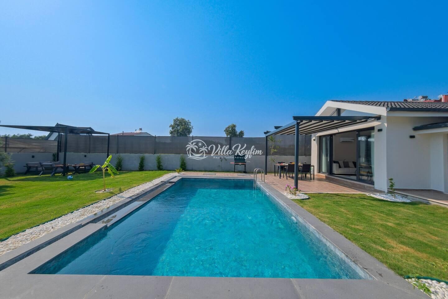 Villa Arel House — 11