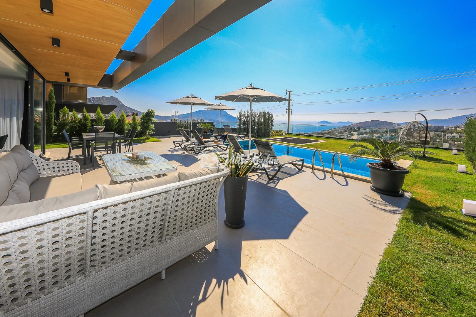 Villa Piazza — 18