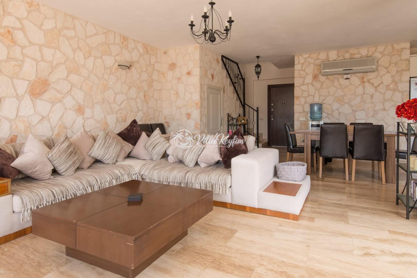 Villa Sarafin — 12