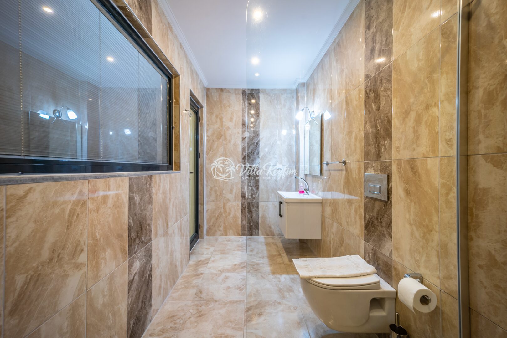 Villa Glorya — 51