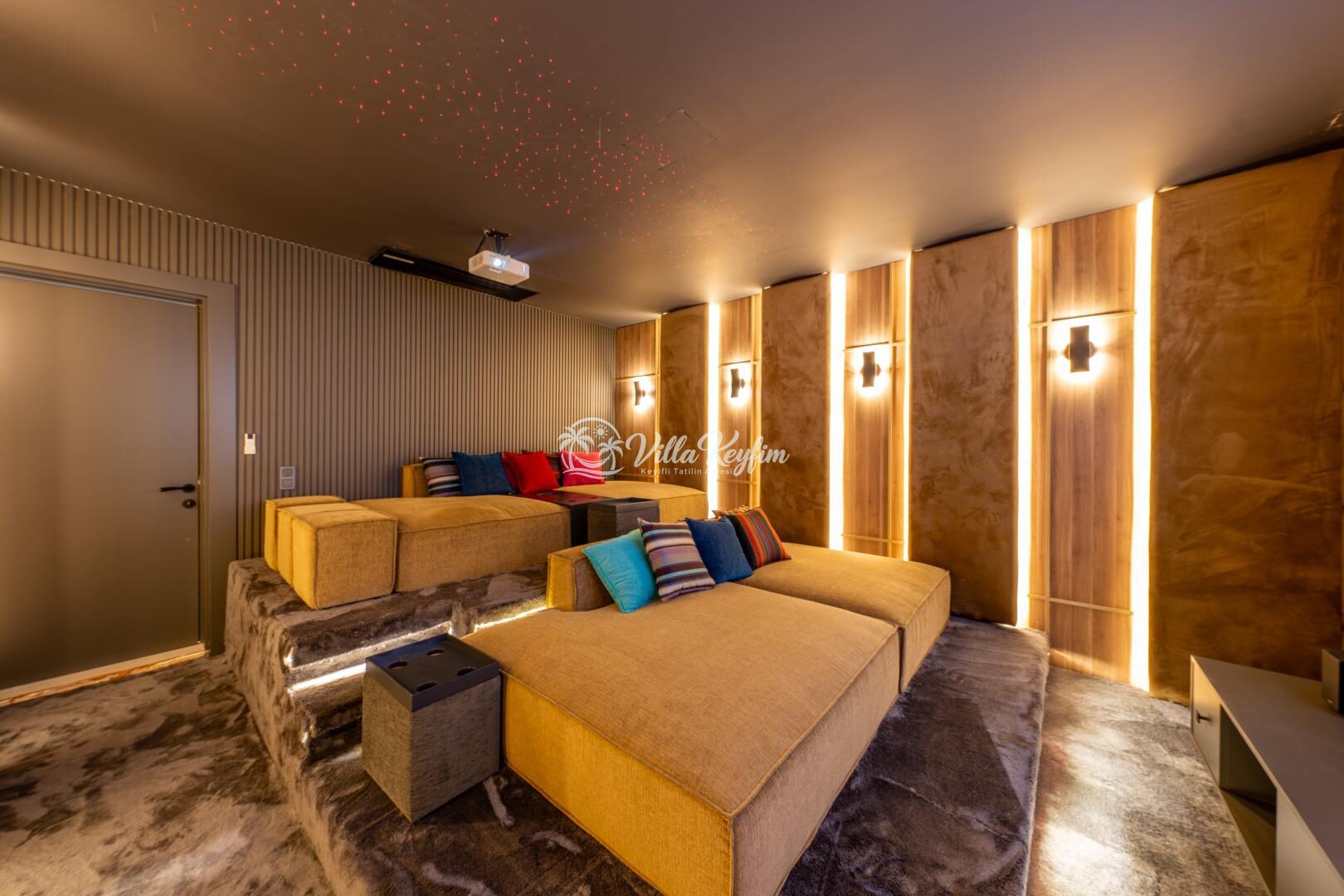 Villa Safran Flower — 63