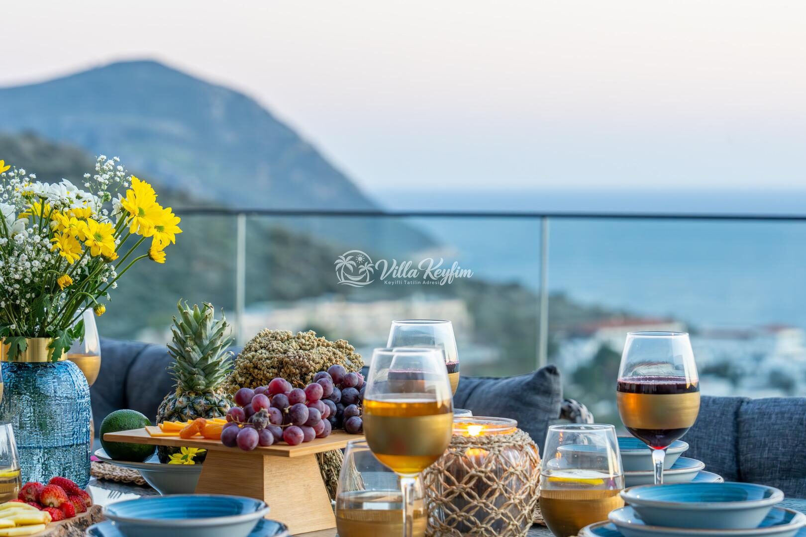 Villa Safran Flower — 70