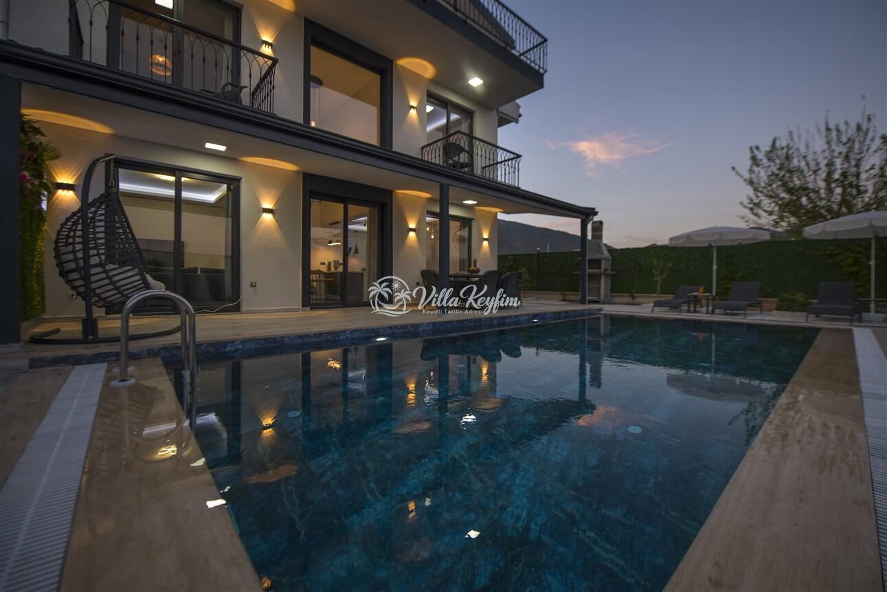 Villa Malibu — 6
