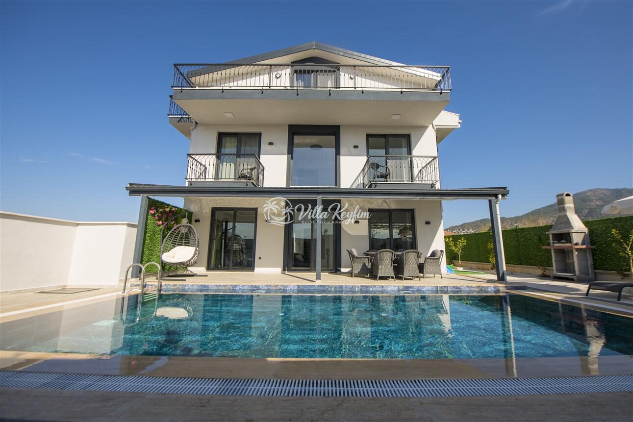 Villa Malibu — 18