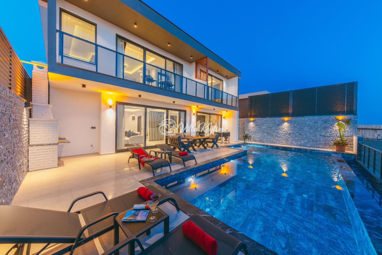 Villa Xanadu — 2