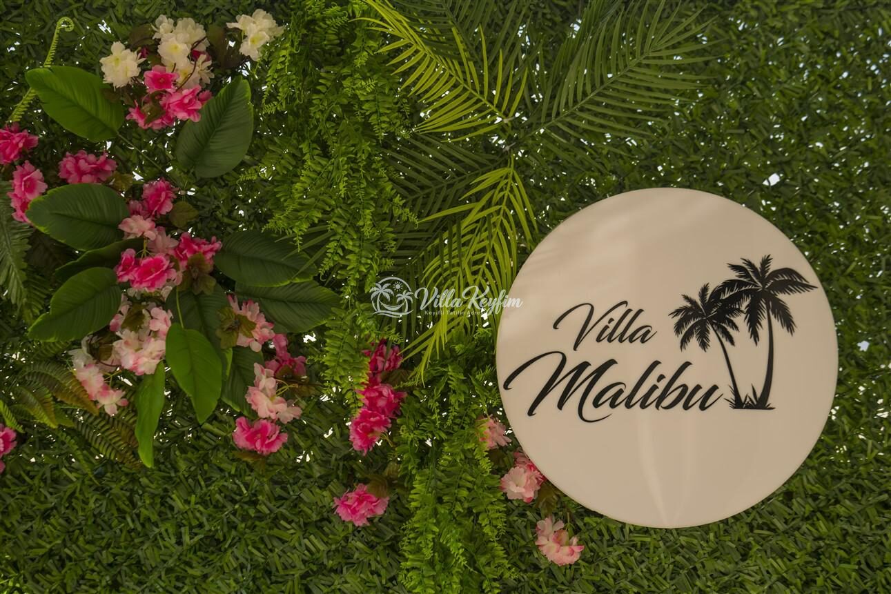 Villa Malibu — 96