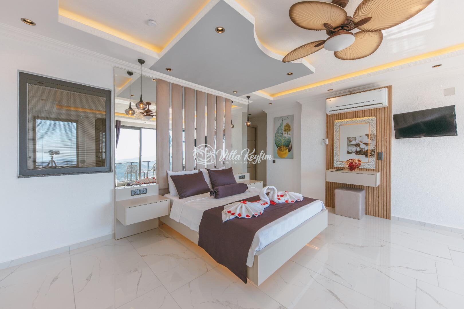 Villa Xanadu — 64