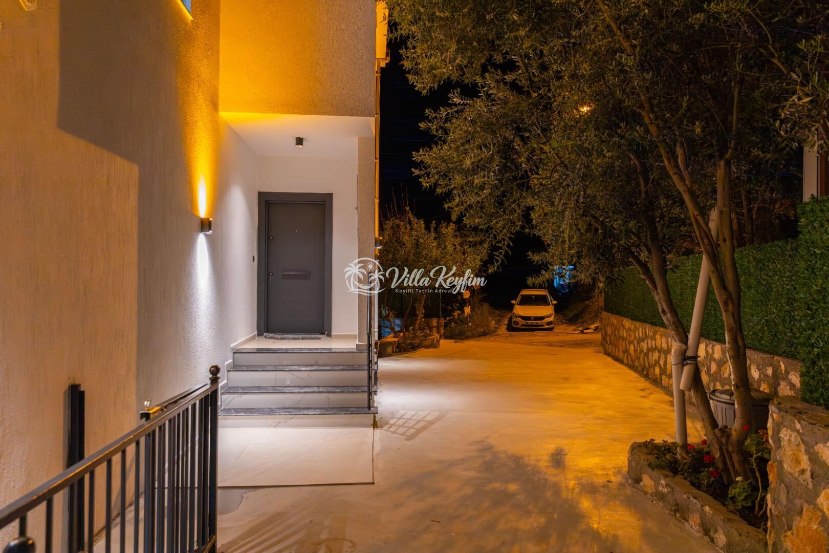 Villa Xanadu — 83