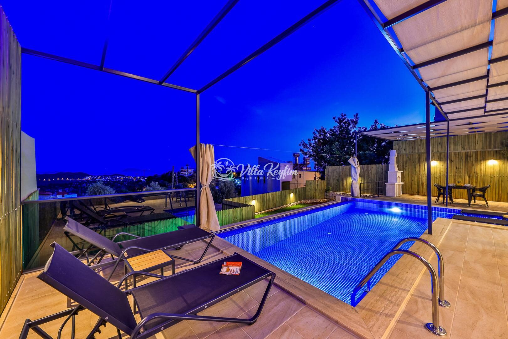 Villa Albedo Blue — 21