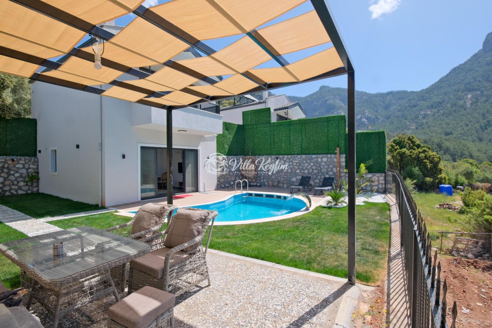 Villa Luna — 11