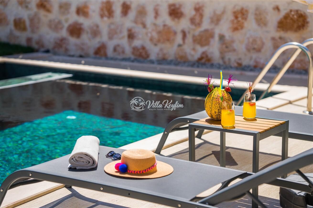 Villa Apollon — 20
