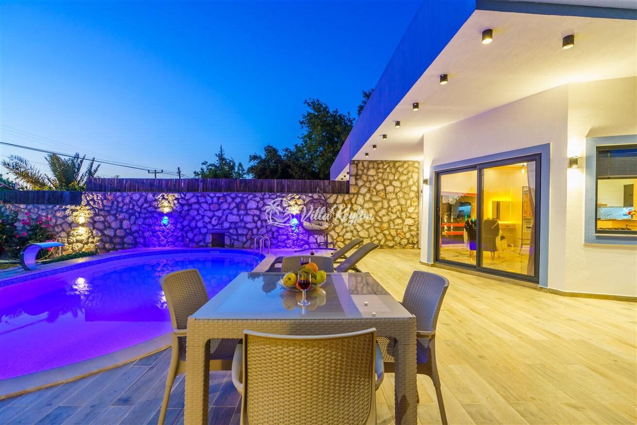 Villa Yek — 8