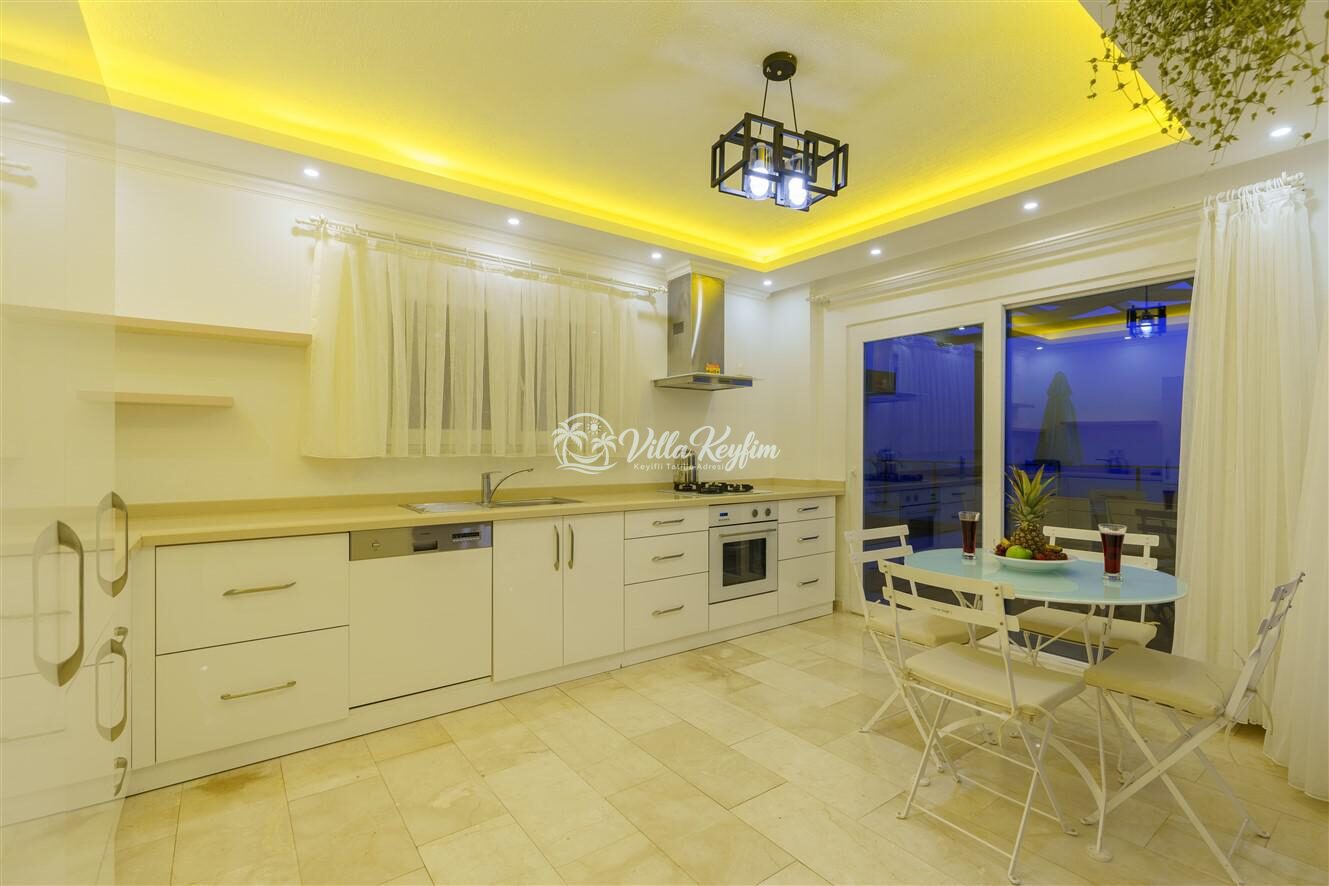 Villa Sydney — 86
