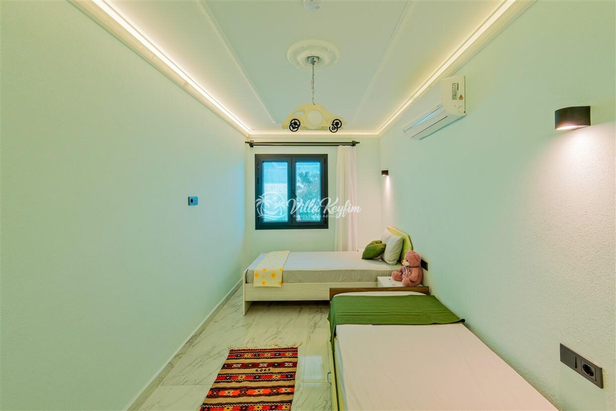 Villa Akre — 72