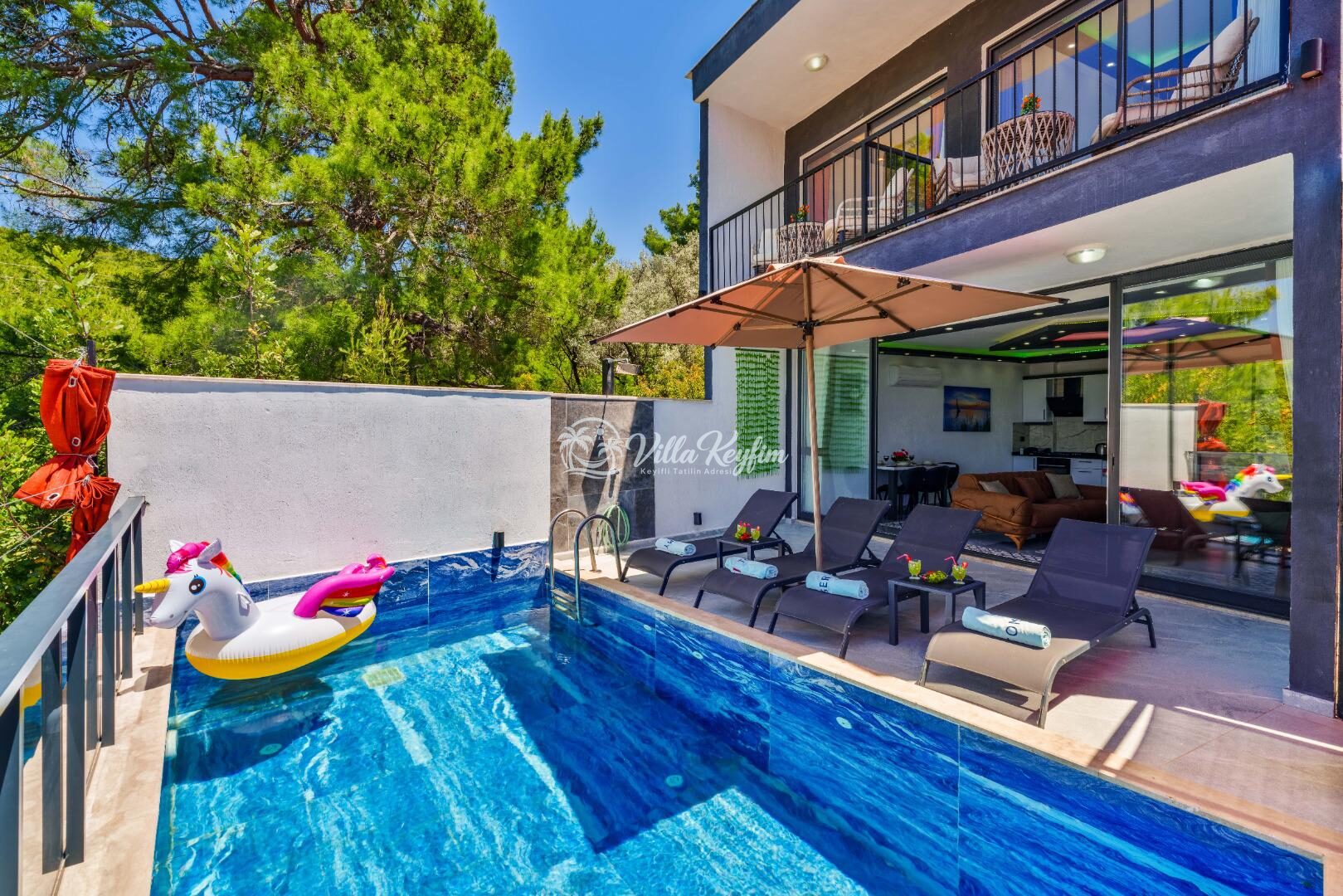 Villa Astanos 1 — 3