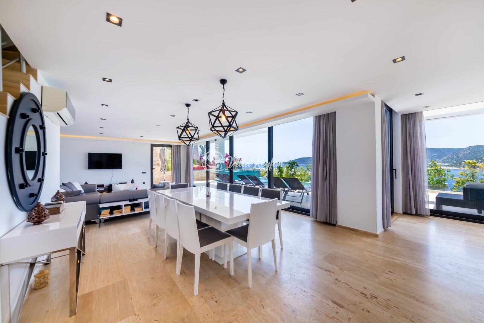 Villa Lumineux — 47