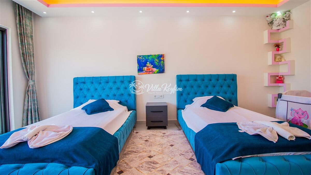 Villa Piker House — 44