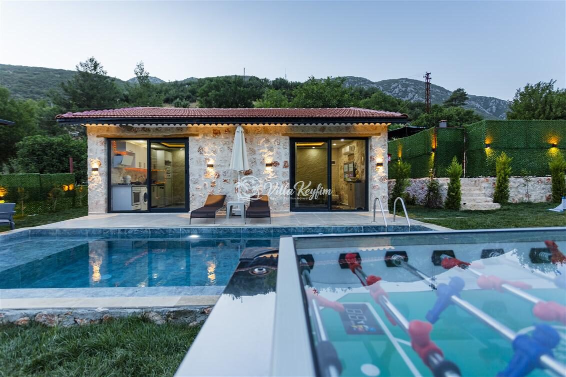 Villa Menesa — 12