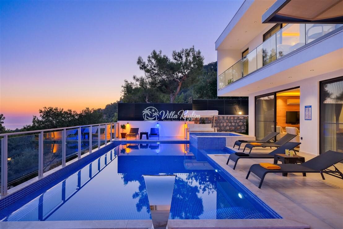 Villa Dolce Deluxe — 8
